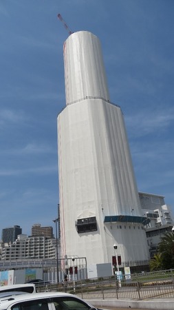 神戸ポートタワー　3改装中